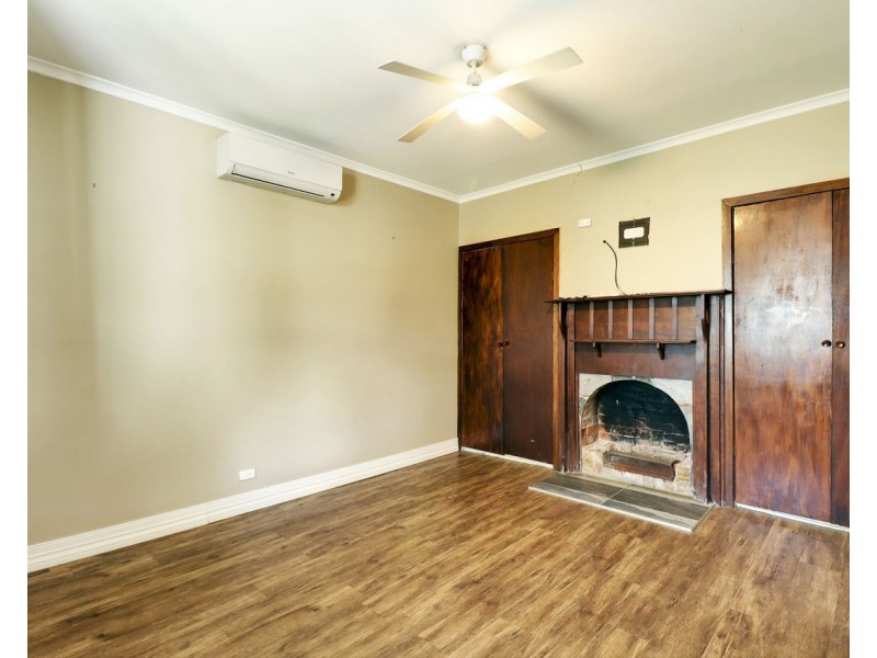 18 Livingstone St, Mathoura NSW 2710