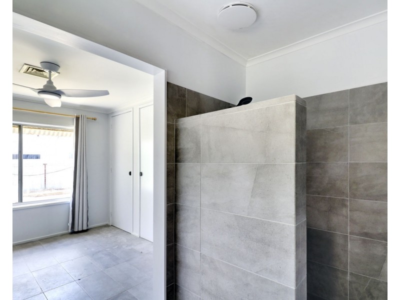 10 Stratton Crt, Deniliquin NSW 2710