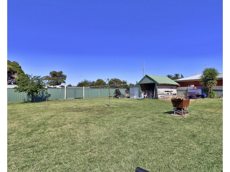 326 Henry Street, Deniliquin NSW 2710