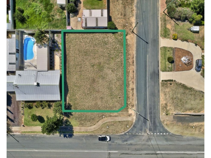 9 Picnic Point Road, Mathoura NSW 2710