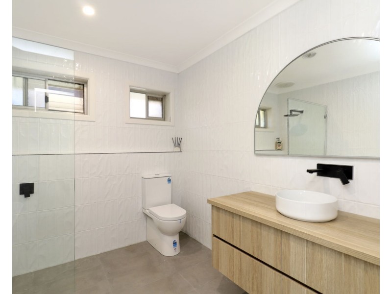 12 Gillespie Crt, Deniliquin NSW 2710