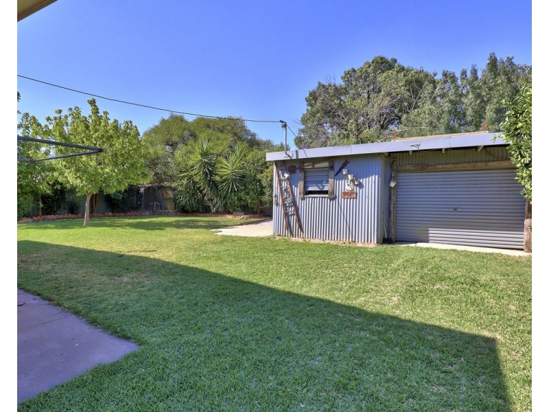 315 Noyes Street, Deniliquin NSW 2710