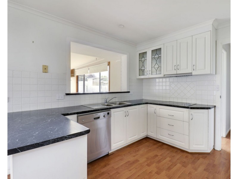 317 Jameson St, Deniliquin NSW 2710