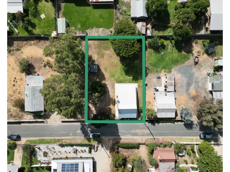 343 Hodgkins St, Deniliquin NSW 2710
