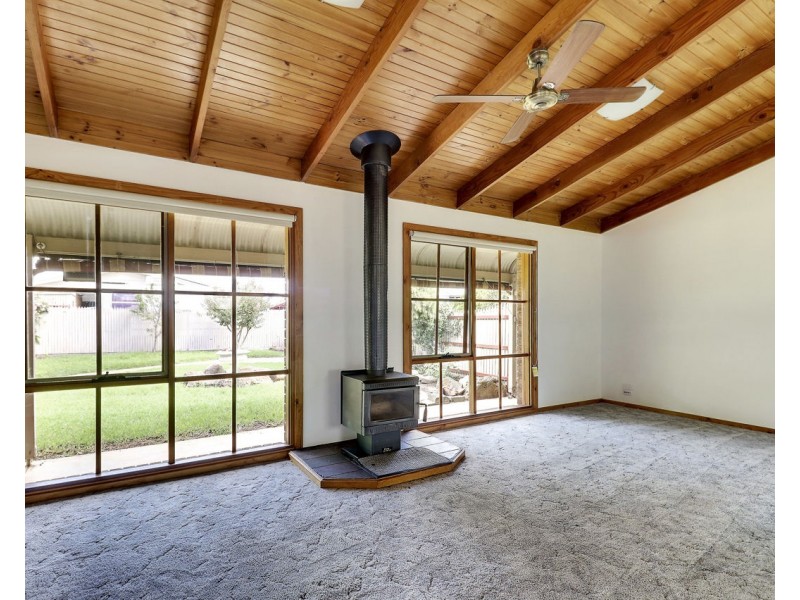 2/453 Sloane Street, Deniliquin NSW 2710