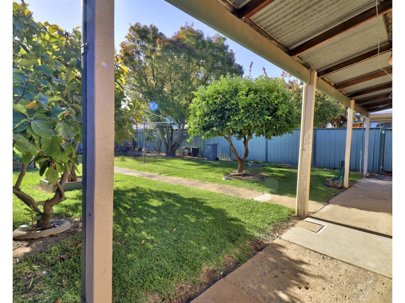 79 Junction Street, Deniliquin NSW 2710