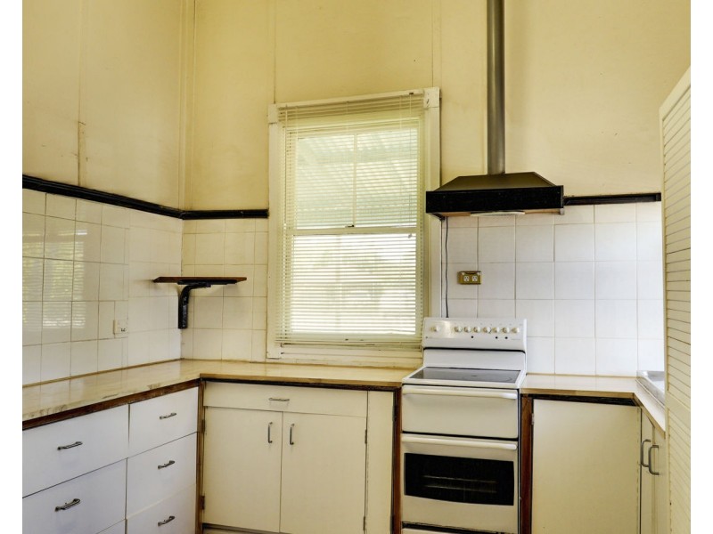 11 Frome Street, Mathoura NSW 2710