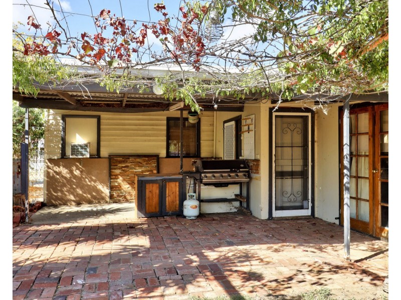 11 Frome Street, Mathoura NSW 2710