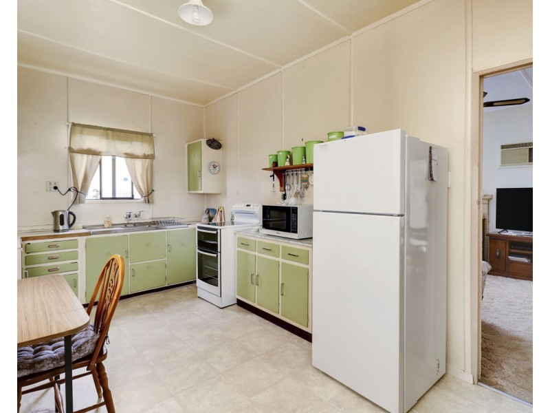 45 Butler Street, Deniliquin NSW 2710