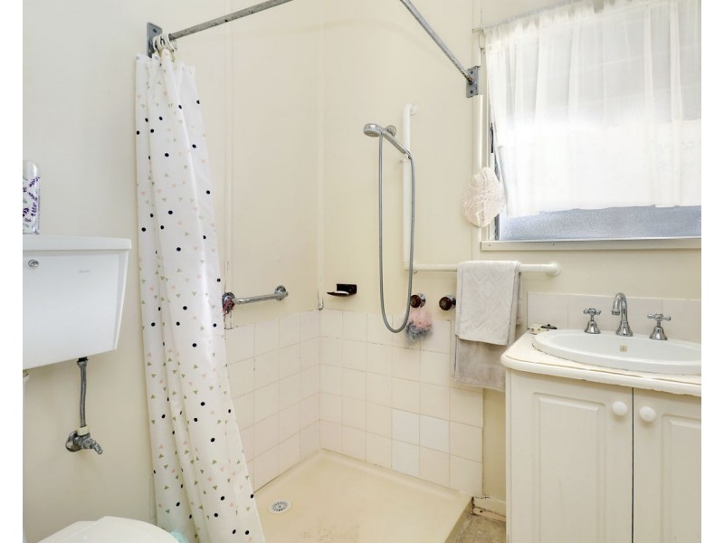 45 Butler Street, Deniliquin NSW 2710