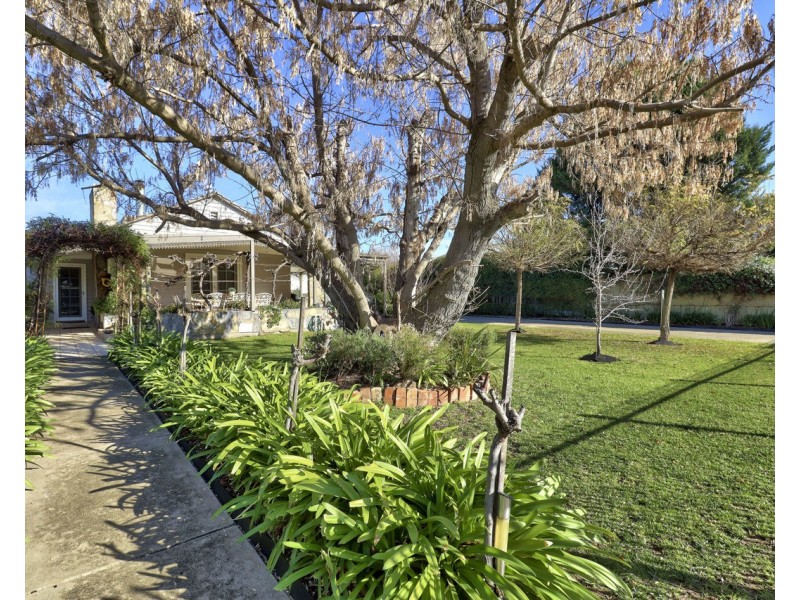 412 Henry Street, Deniliquin NSW 2710