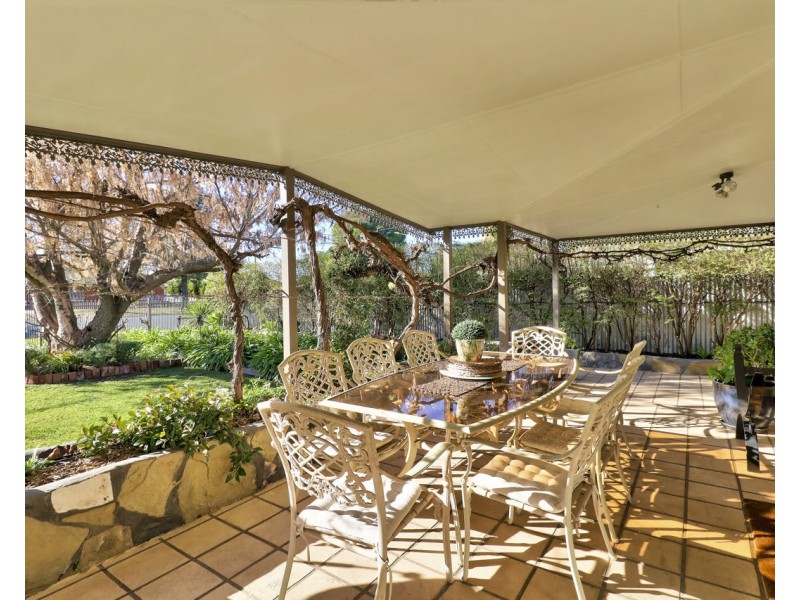 412 Henry Street, Deniliquin NSW 2710