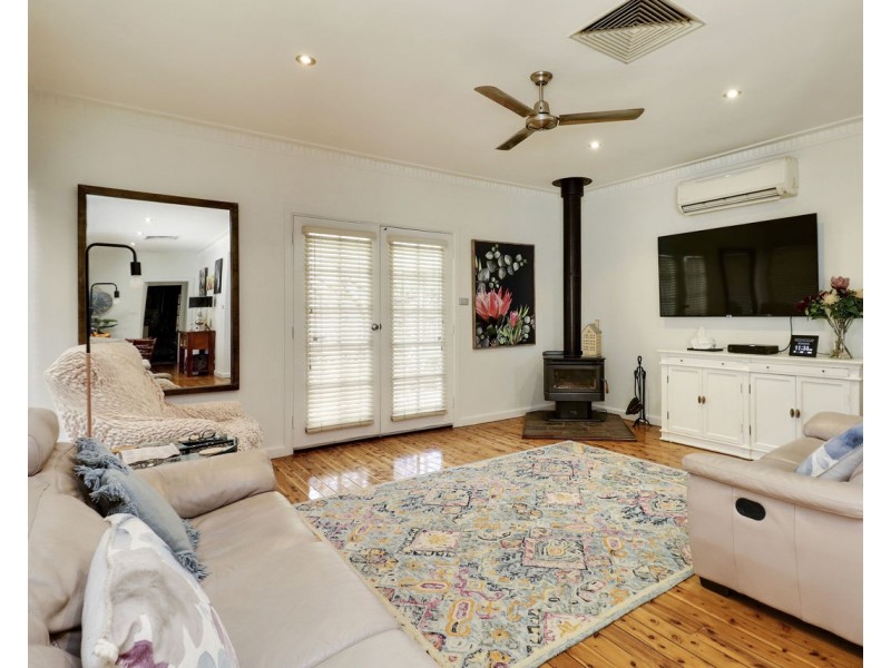 412 Henry Street, Deniliquin NSW 2710