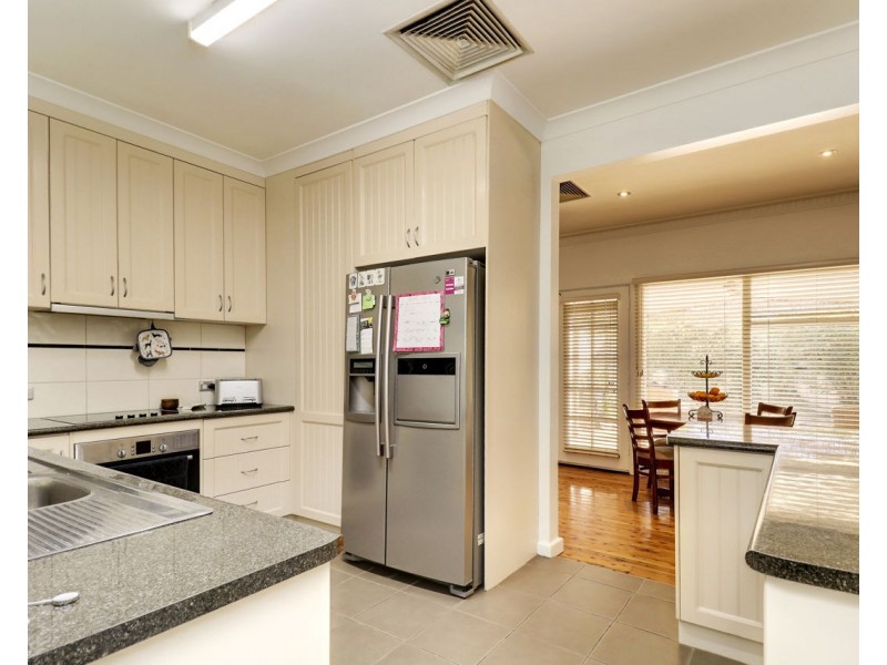 412 Henry Street, Deniliquin NSW 2710