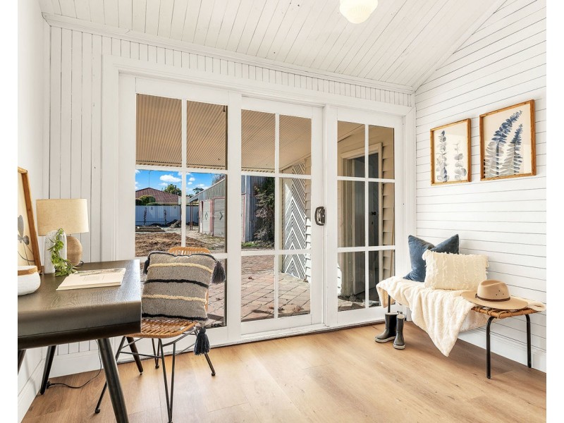 447 Cressy Street, Deniliquin NSW 2710