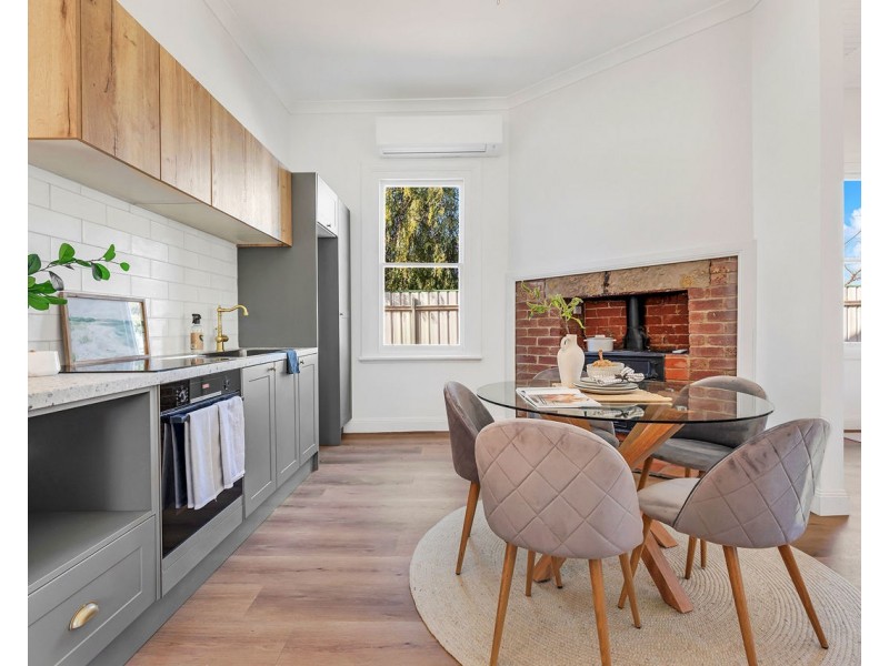447 Cressy Street, Deniliquin NSW 2710
