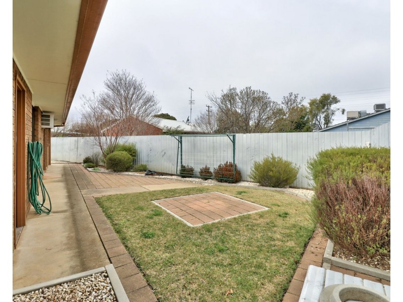6/427 Wood Street, Deniliquin NSW 2710