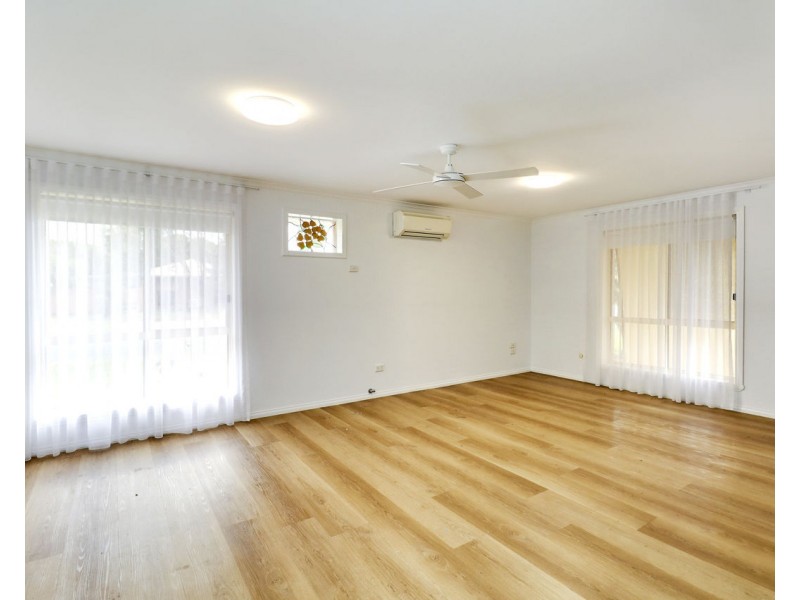 6 Norris Crt, Deniliquin NSW 2710