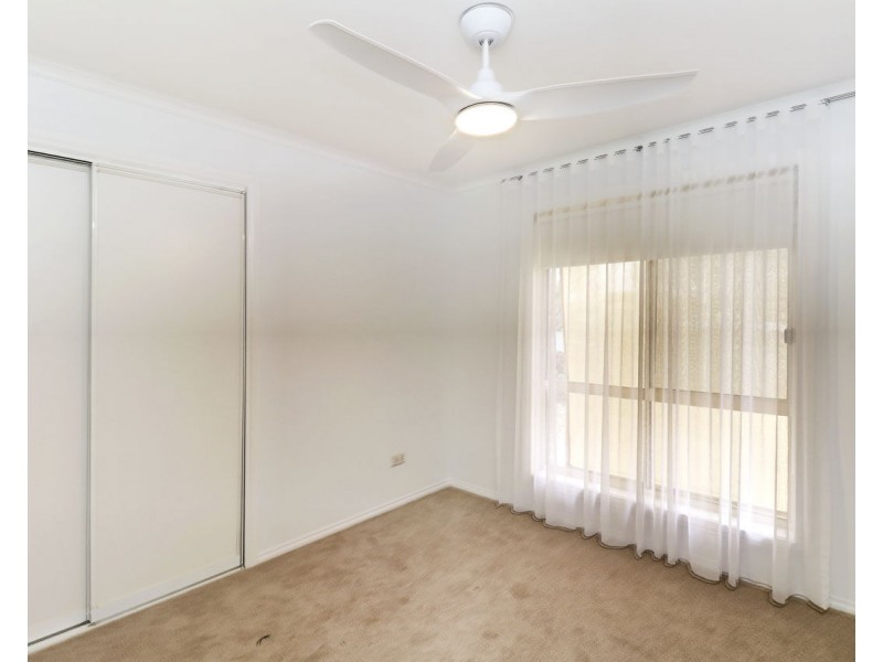 6 Norris Crt, Deniliquin NSW 2710