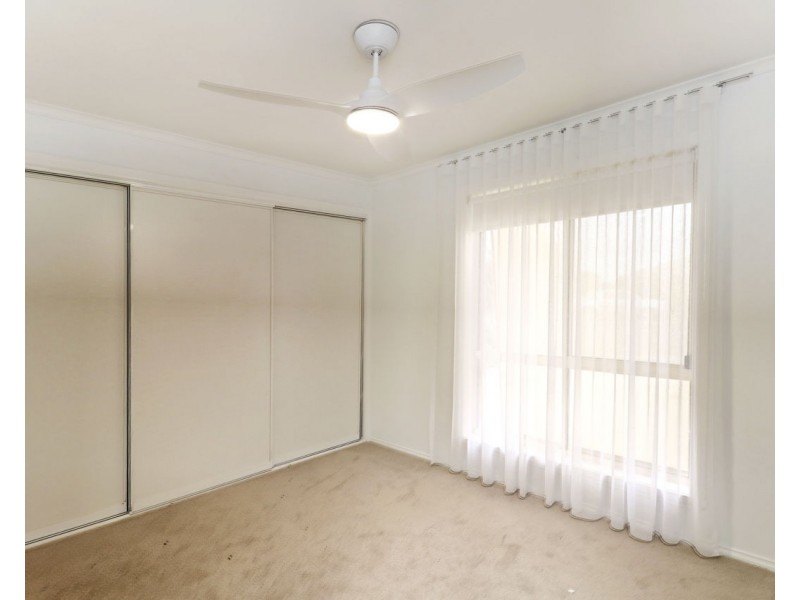 6 Norris Crt, Deniliquin NSW 2710