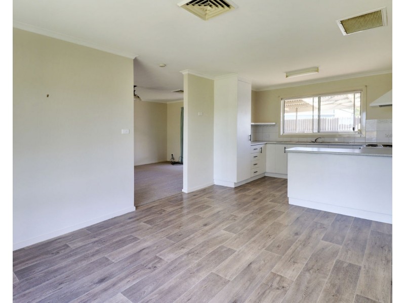 139 Faulkner Street, Deniliquin NSW 2710