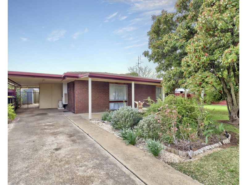 283 Henry Street, Deniliquin NSW 2710