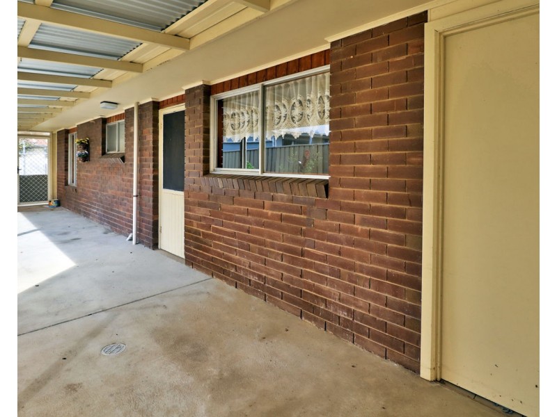 283 Henry Street, Deniliquin NSW 2710