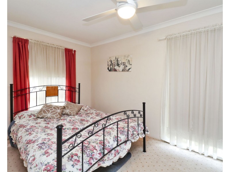 129 Junction Street, Deniliquin NSW 2710