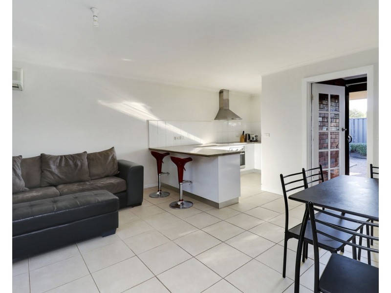 2/356 Wood Street, Deniliquin NSW 2710