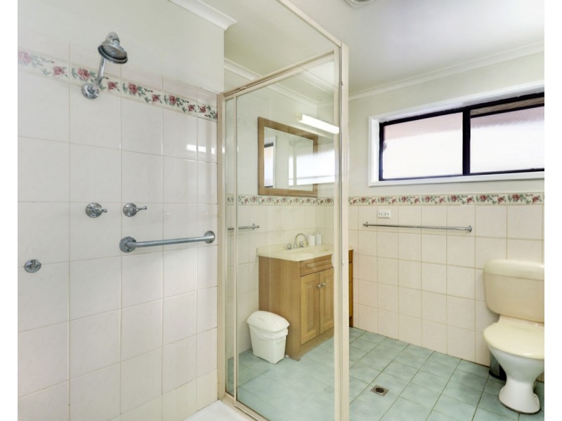 2/356 Wood Street, Deniliquin NSW 2710