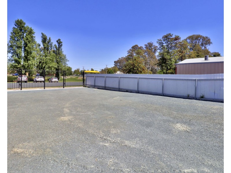 210 Cressy Street, Deniliquin NSW 2710