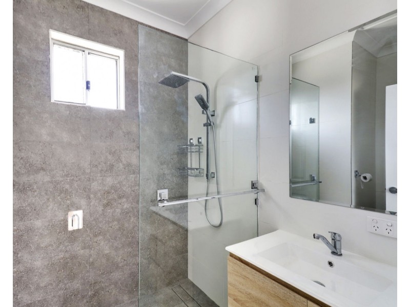 127 Macauley Street, Deniliquin NSW 2710