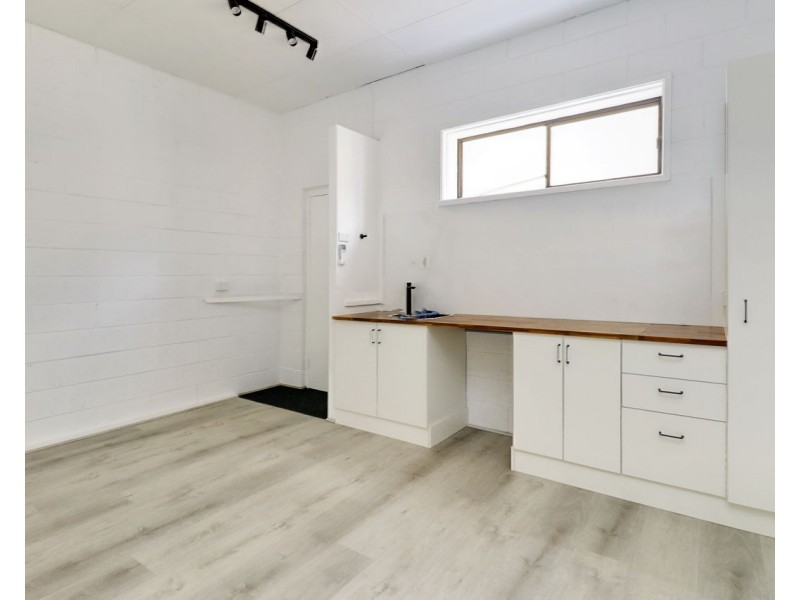 4/44 Hardinge Street, Deniliquin NSW 2710