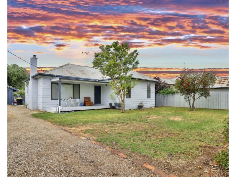 469 Maher Street, Deniliquin NSW 2710