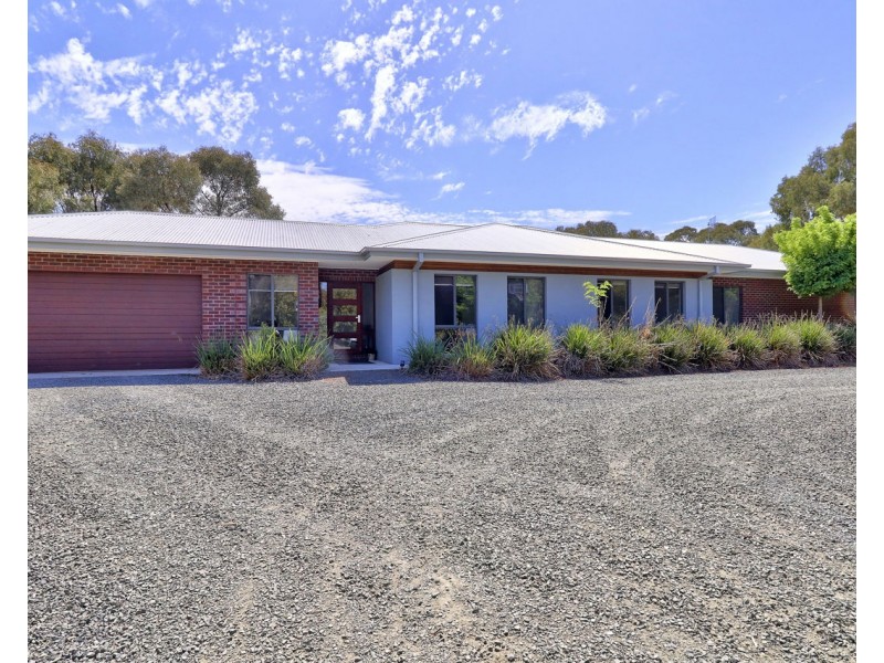 49 Pindara Lane, Deniliquin NSW 2710