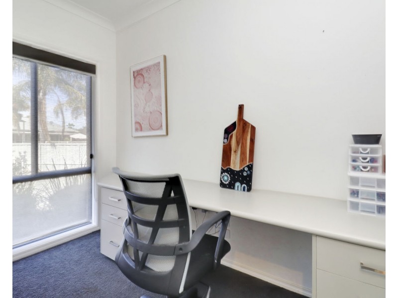 49 Pindara Lane, Deniliquin NSW 2710