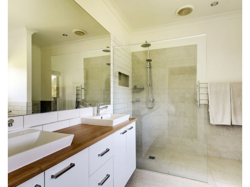 49 Pindara Lane, Deniliquin NSW 2710