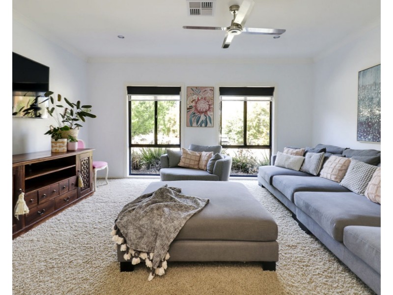 49 Pindara Lane, Deniliquin NSW 2710