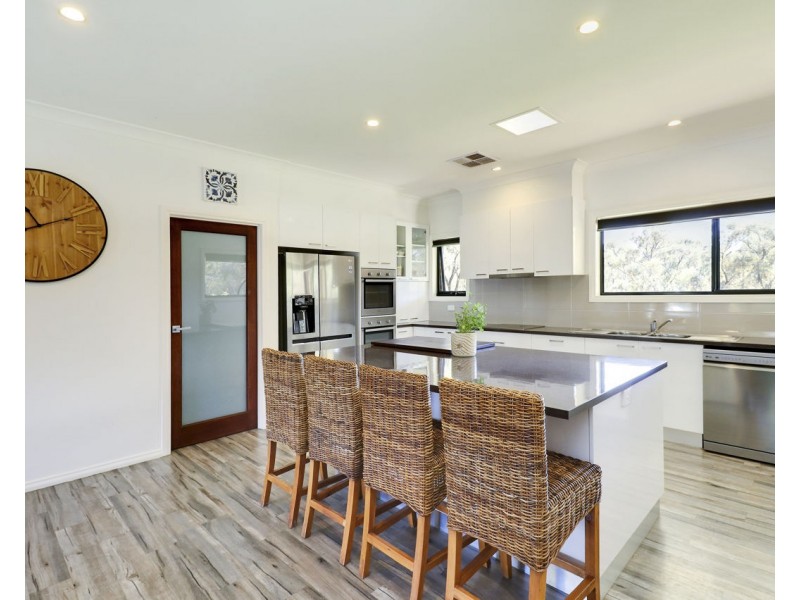 49 Pindara Lane, Deniliquin NSW 2710