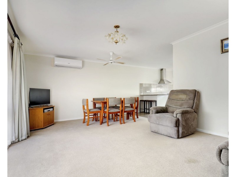 2/261 Harfleur Street, Deniliquin NSW 2710
