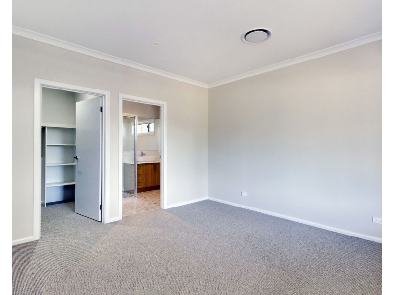 284 Harfleur Street, Deniliquin NSW 2710