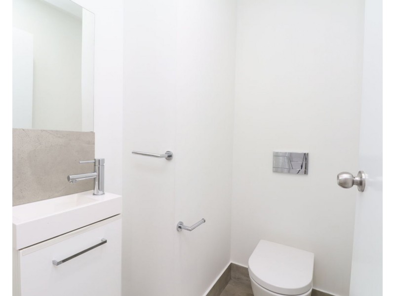 336-338 Hodgkins Street, Deniliquin NSW 2710