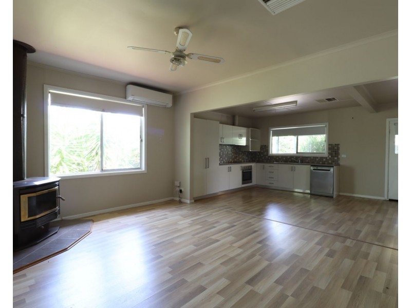 546 Henry Street, Deniliquin NSW 2710