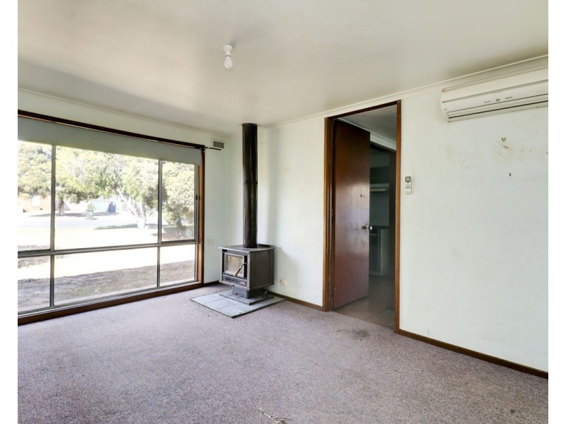 91 Decimus Street, Deniliquin NSW 2710
