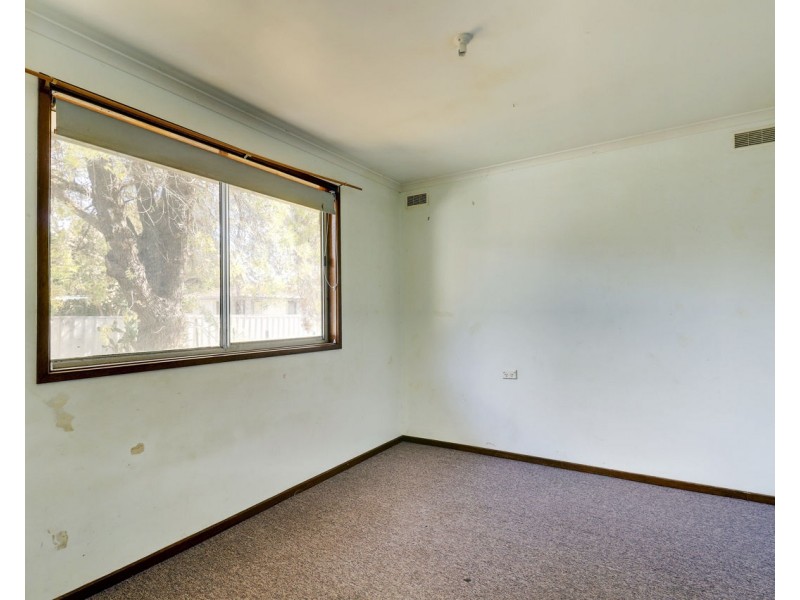 91 Decimus Street, Deniliquin NSW 2710