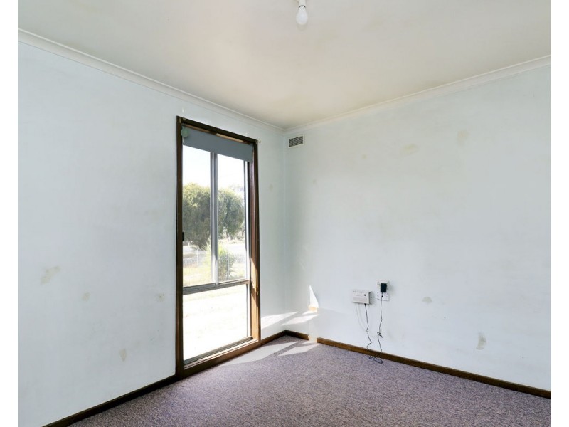 91 Decimus Street, Deniliquin NSW 2710