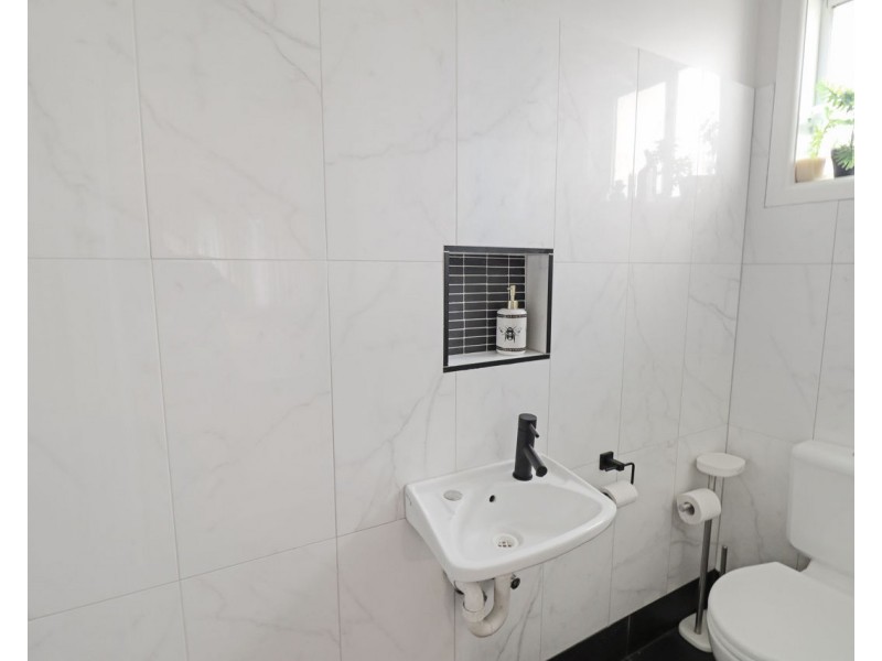 492 Maher Street, Deniliquin NSW 2710