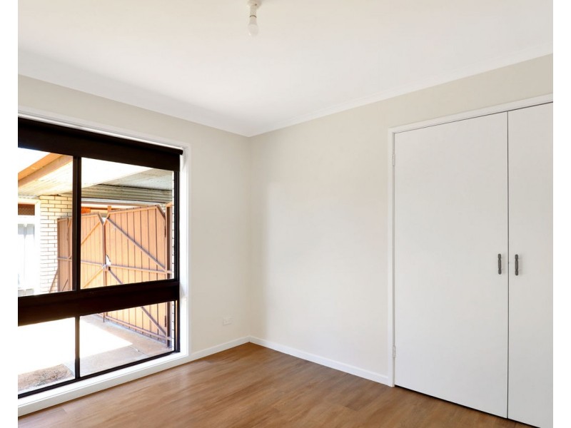 4 Holden Crt, Deniliquin NSW 2710