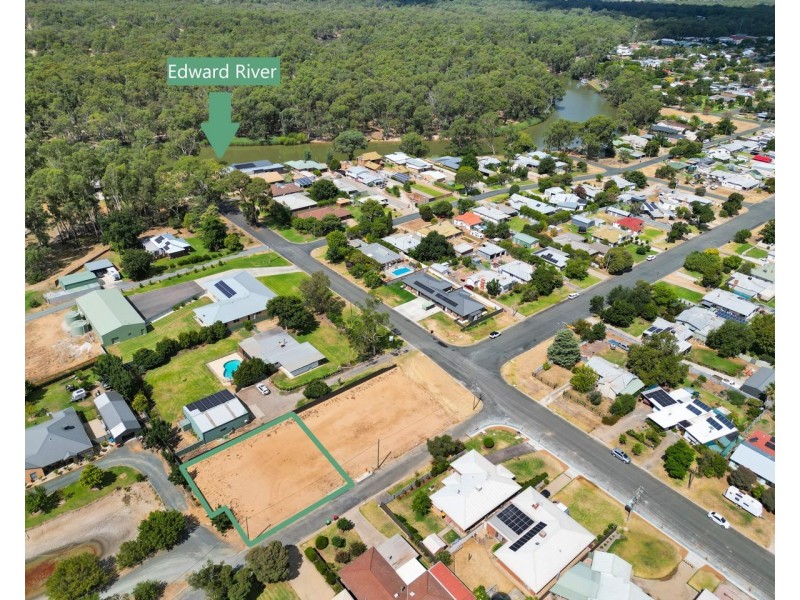 535 Warren Drive, Deniliquin NSW 2710