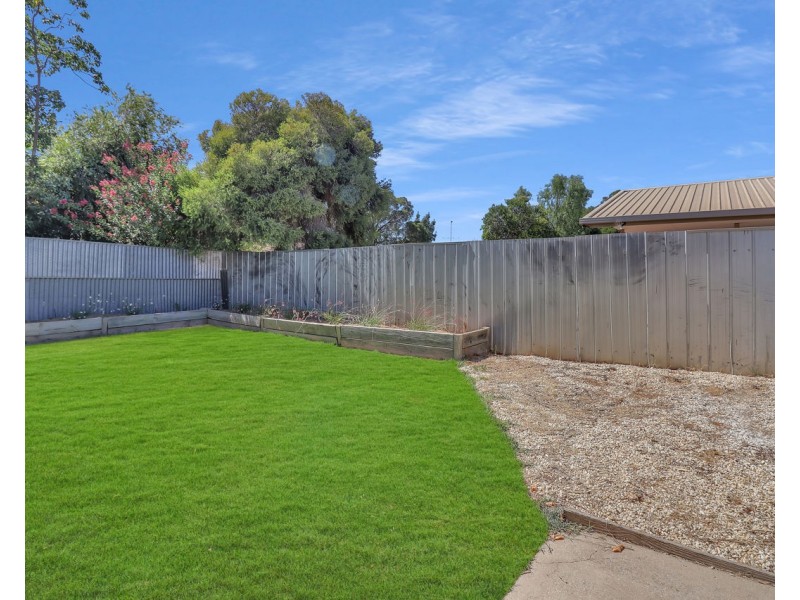 321 Jameson Street, Deniliquin NSW 2710
